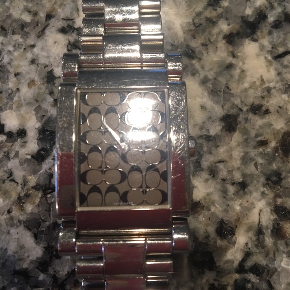 Women’s Coach watch - Picture 1 of 5